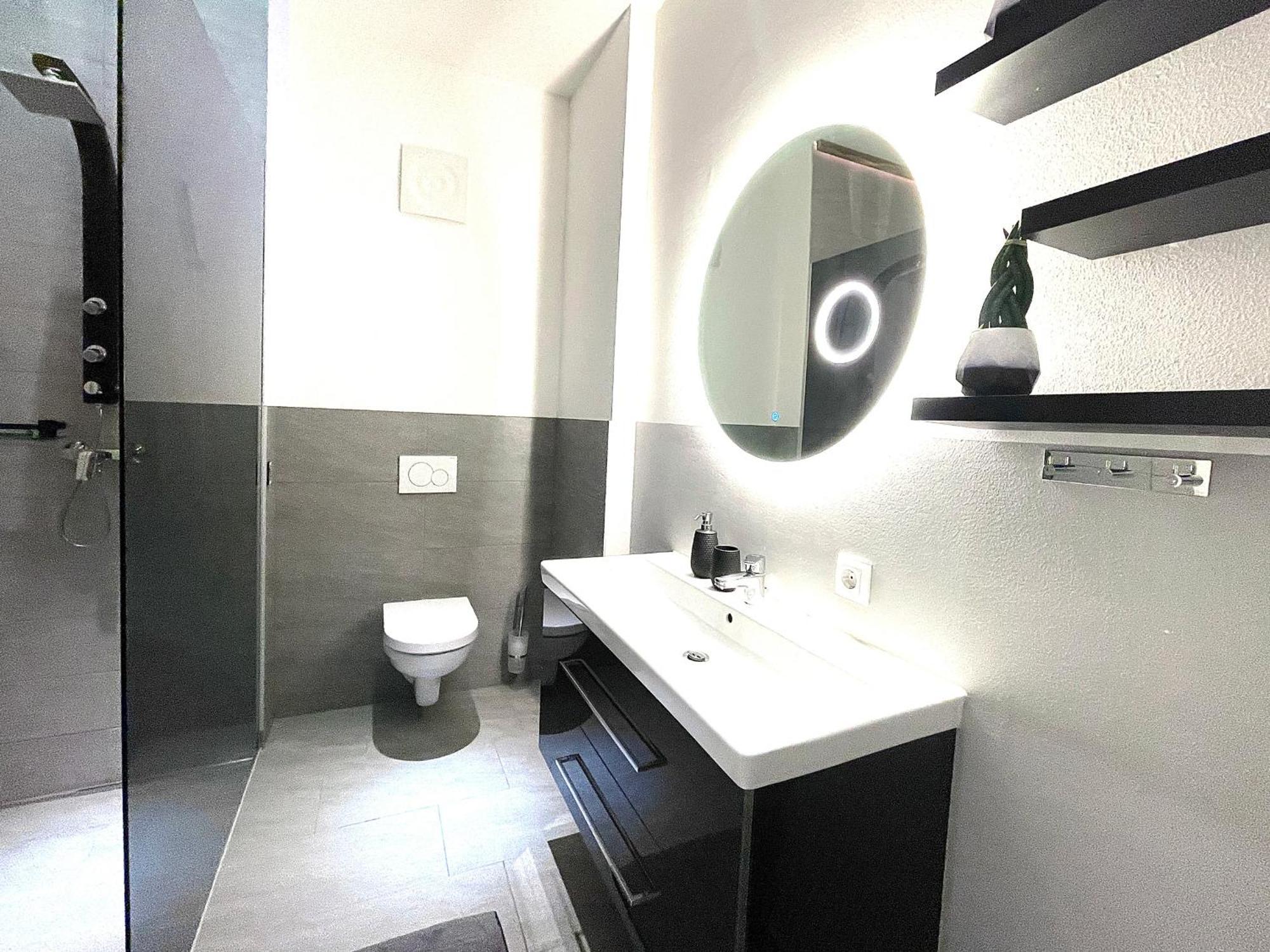 קראמסאך Alpenluxus Presents Design Lodge - Terrace & Car Park מראה חיצוני תמונה